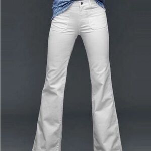 GAP Bright White '70s FLARE HIGH RISE Flared Leg Jeans in OPTIC WHITE Sz 30/10R
